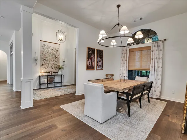 $1,295,000 | 15632 Queen Victoria Court, Montgomery, TX 77316