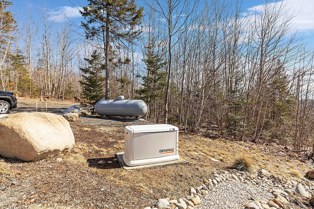 30 Lake View Drive New Sharon, ME 04955 - Photo 59 of 90 111_BP5A8301_DxO_mls