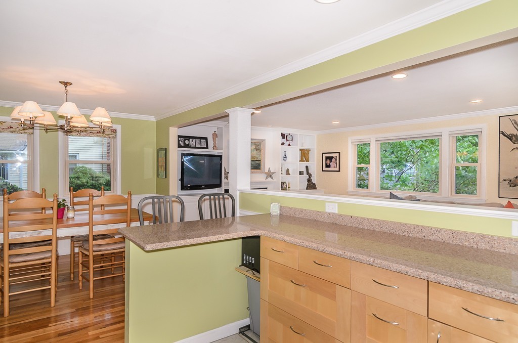 118 Aletha Road Needham, MA 02492 - Photo 9 of 26