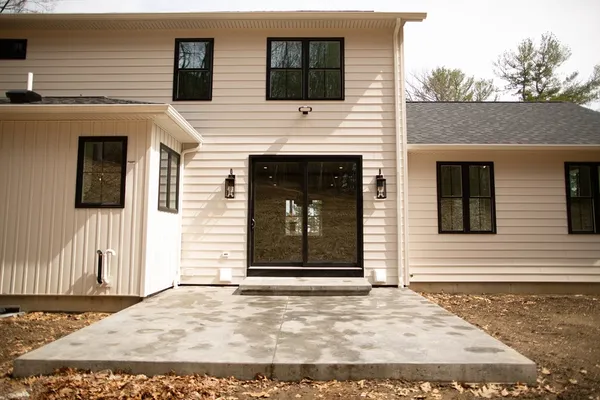 $1,399,000 | 113 Newton Street, West Boylston, MA 01583