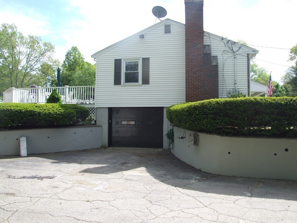 30 Donnell Road Walpole, MA 02032 - Photo 31 of 32 a front view of a house