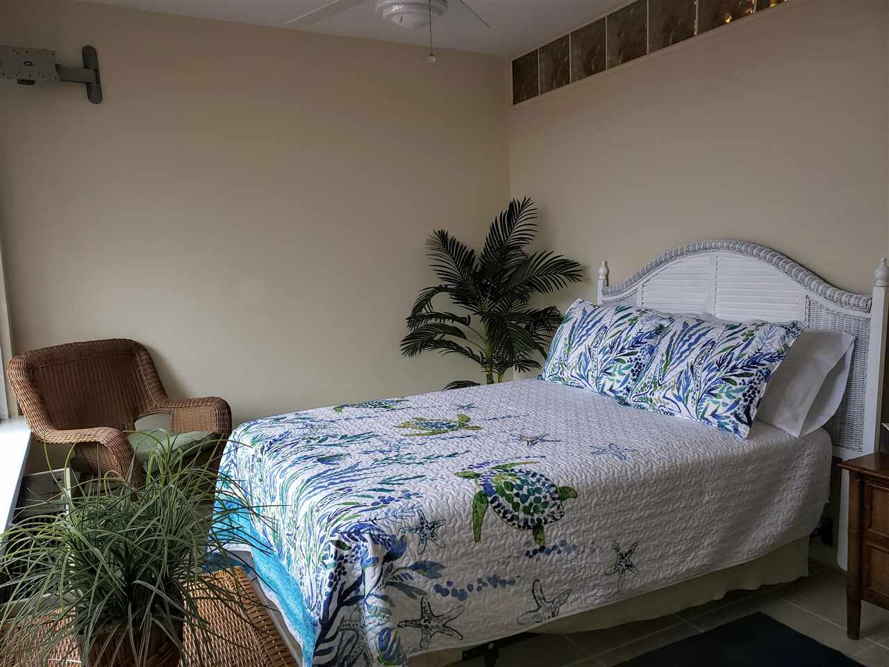 19 Mashes Sands Road, Unit F1 Ochlockonee Bay, FL 32346 - Photo 3 of 10 Gallery Image 3