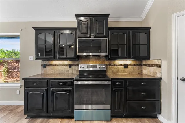 $2,000 | 132 Birdsong Lane, Terrell, TX 75160