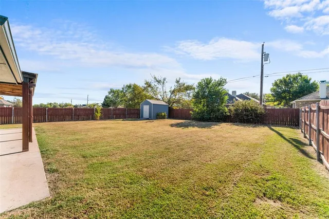 $2,000 | 132 Birdsong Lane, Terrell, TX 75160