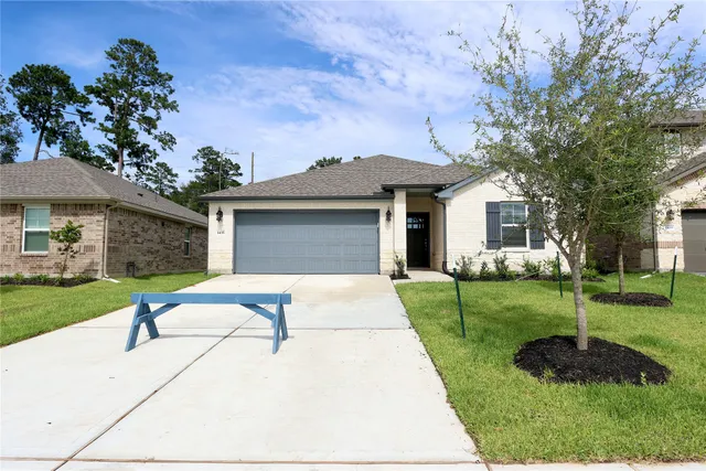 $2,400 | 1435 Waggoner Rnch Trail, Conroe, TX 77301
