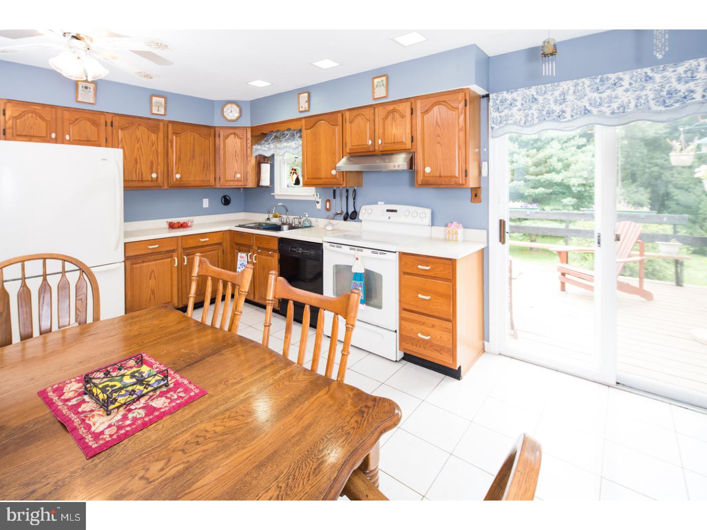 134 Tweed Road Oxford, PA 19363 - Photo 6 of 19 Gallery Image 6