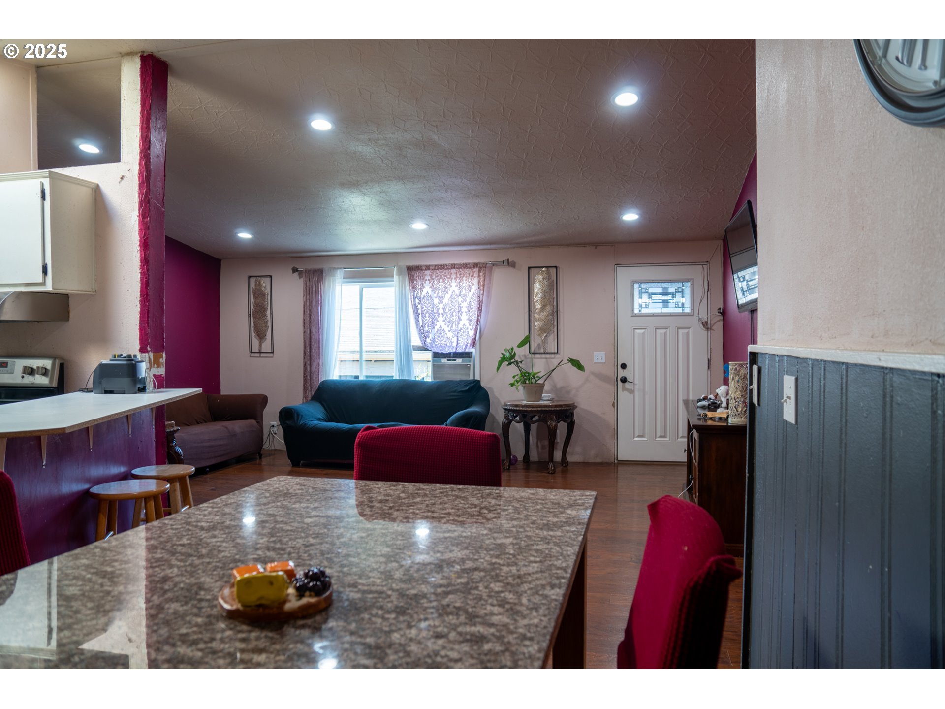 300 South Everest Street Newberg, OR 97132 - Photo 13 of 26