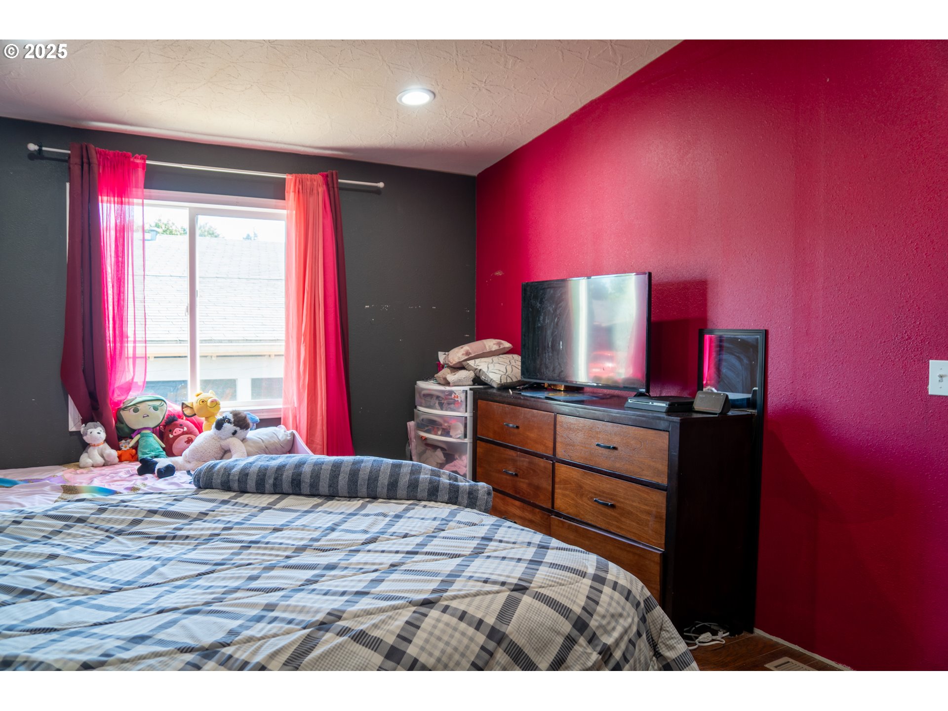 300 South Everest Street Newberg, OR 97132 - Photo 16 of 26