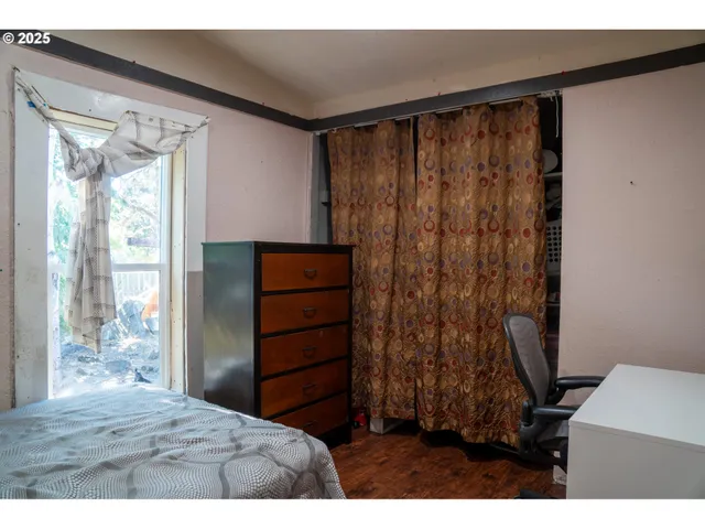 $130,000 | 300 South Everest Street, Newberg, OR 97132