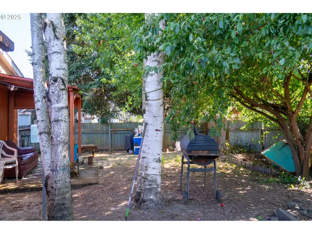 $130,000 | 300 South Everest Street, Newberg, OR 97132