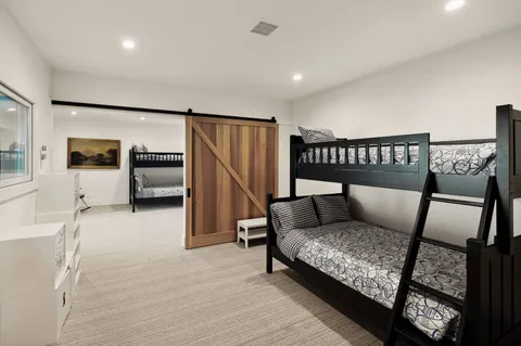 $9,950,000 | 26 Mashomuck Drive, Sag Harbor, NY 11963