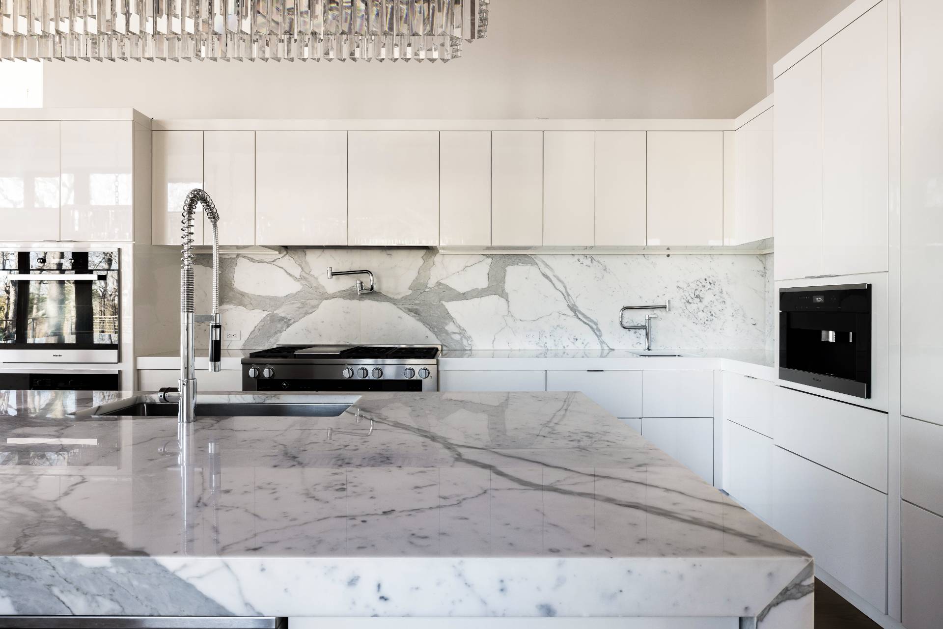 26 Mashomuck Drive Sag Harbor, NY 11963 - Photo 7 of 25 a kitchen with a sink and cabinets