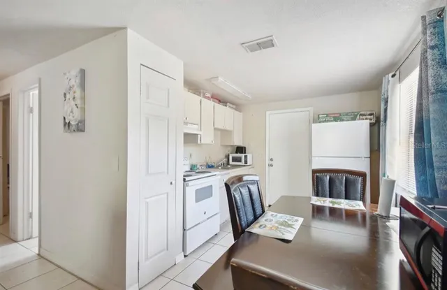 $348,900 | 4507 East Giddens Avenue, Tampa, FL 33610