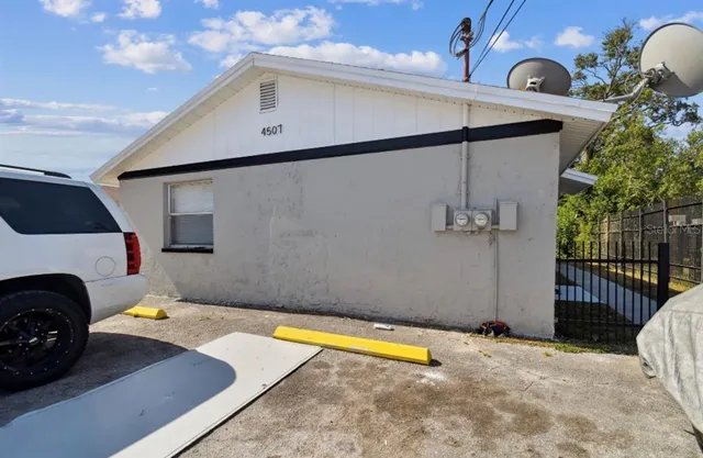 $348,900 | 4507 East Giddens Avenue, Tampa, FL 33610