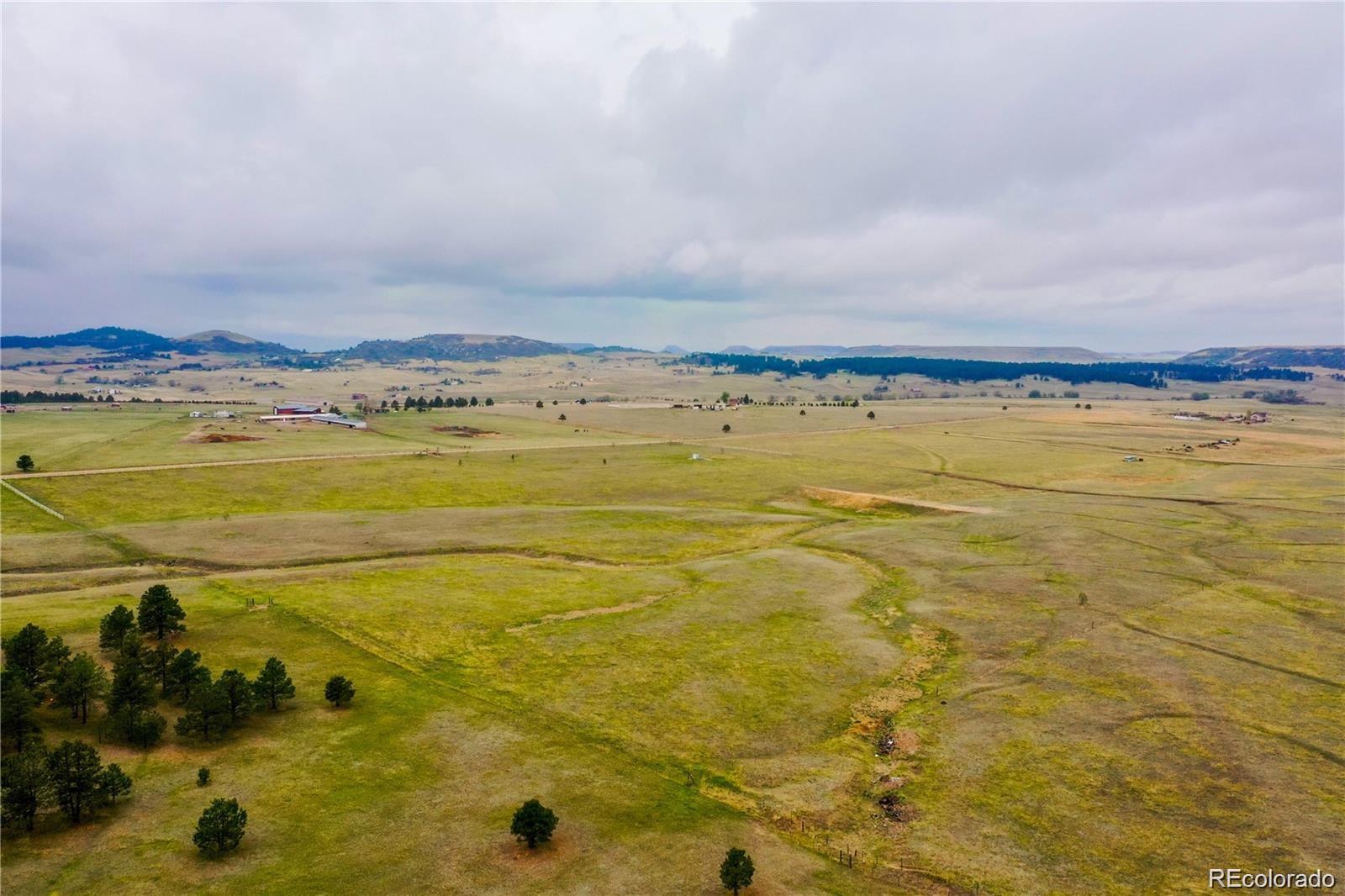 14700 Arfsten Road Larkspur, CO 80118 - Photo 18 of 32 Gallery Image 18