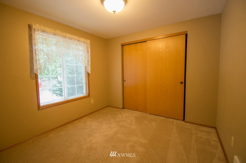 19674 West Ridge Lane Mount Vernon, WA 98274 - Photo 14 of 24 Gallery Image 14