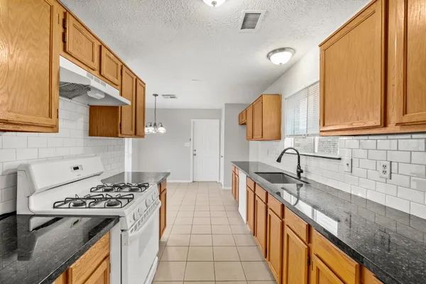 $1,895 | 10823 Fairstone Drive, Houston, TX 77064