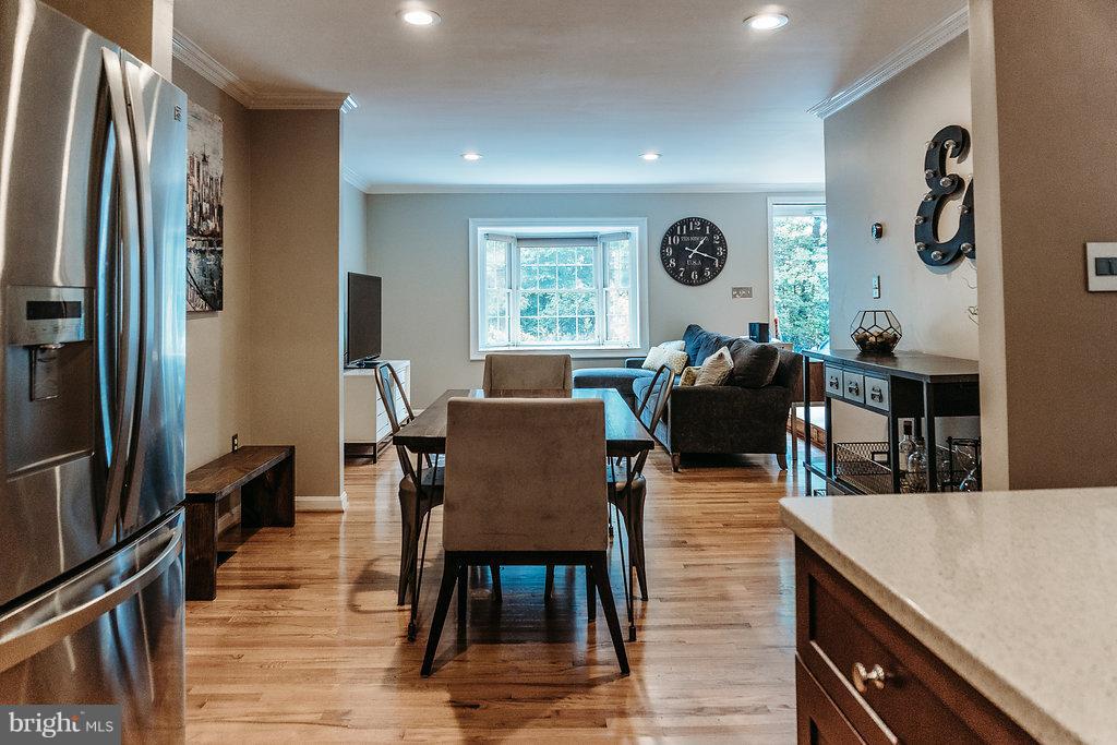 5528 Falmead Road Fairfax, VA 22032 - Photo 5 of 30 Interior (General)