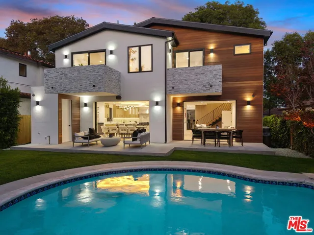 $4,195,000 | 2631 Castle Heights Place, Los Angeles, CA 90034