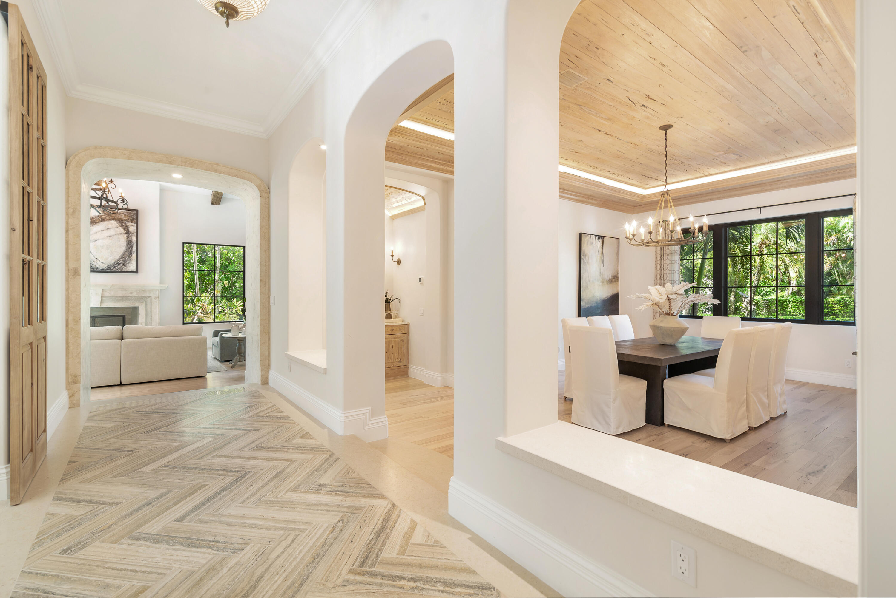 236 Via Las Brisas Palm Beach, FL 33480 - Photo 21 of 48 high-18