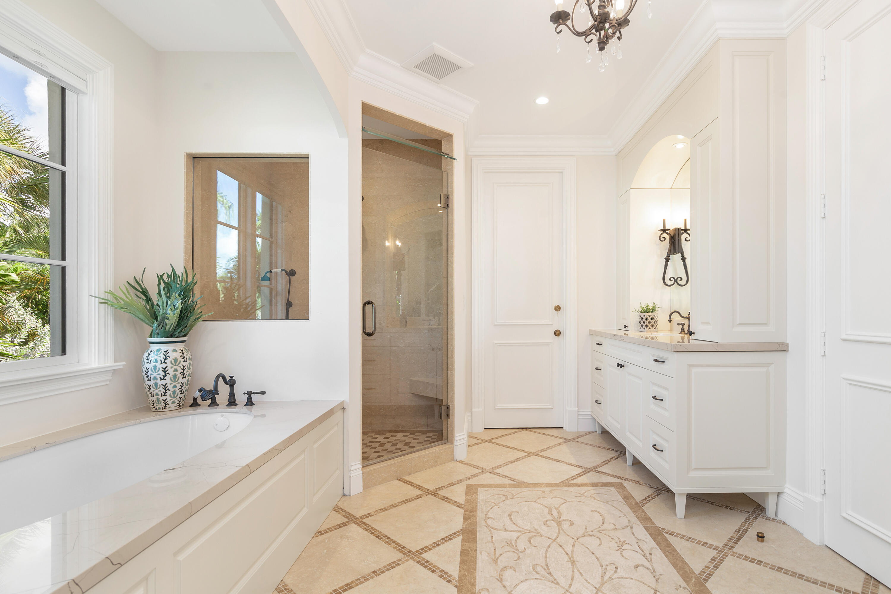 236 Via Las Brisas Palm Beach, FL 33480 - Photo 27 of 48 high-26