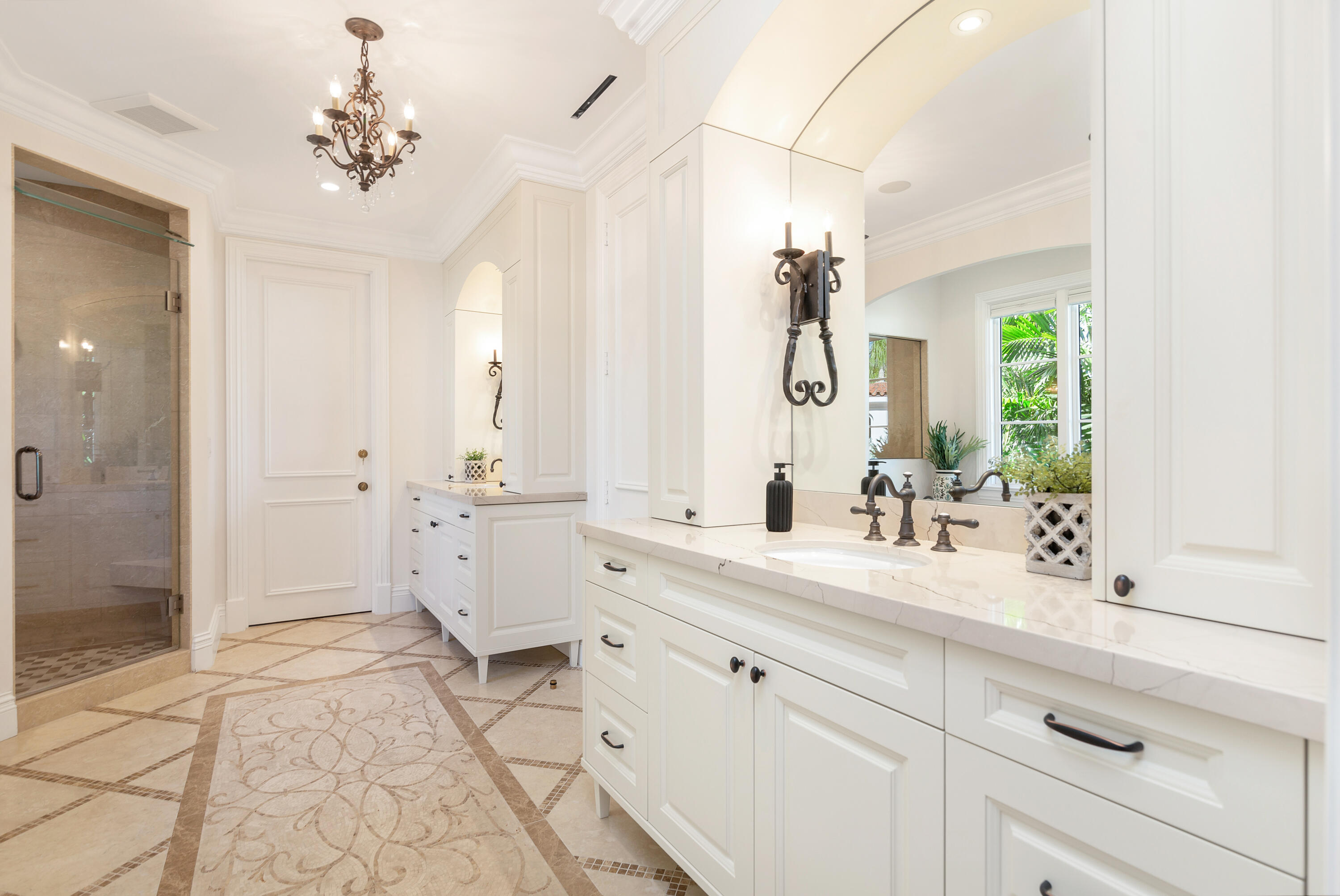 236 Via Las Brisas Palm Beach, FL 33480 - Photo 28 of 48 high-27