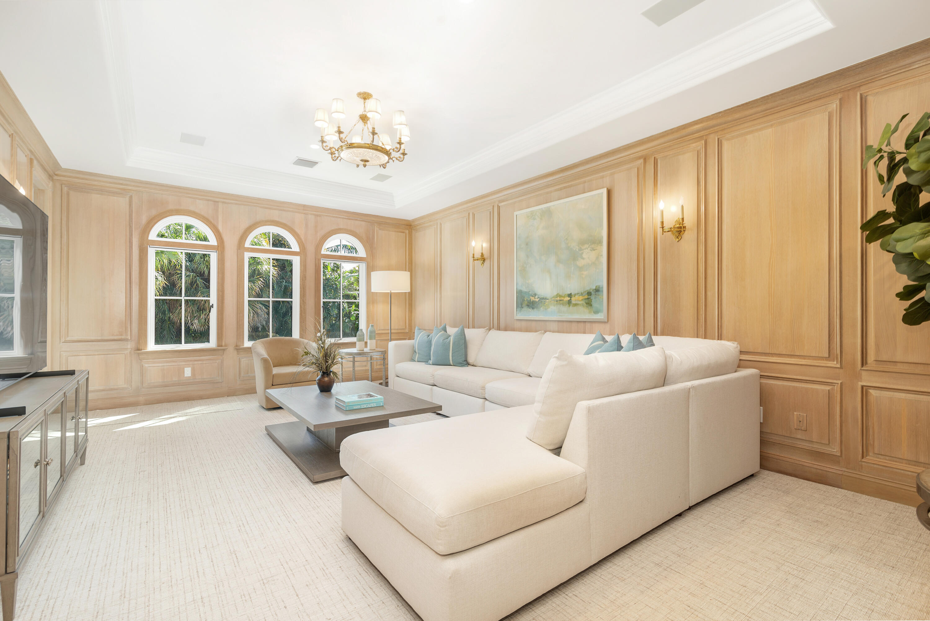 236 Via Las Brisas Palm Beach, FL 33480 - Photo 29 of 48 high-20