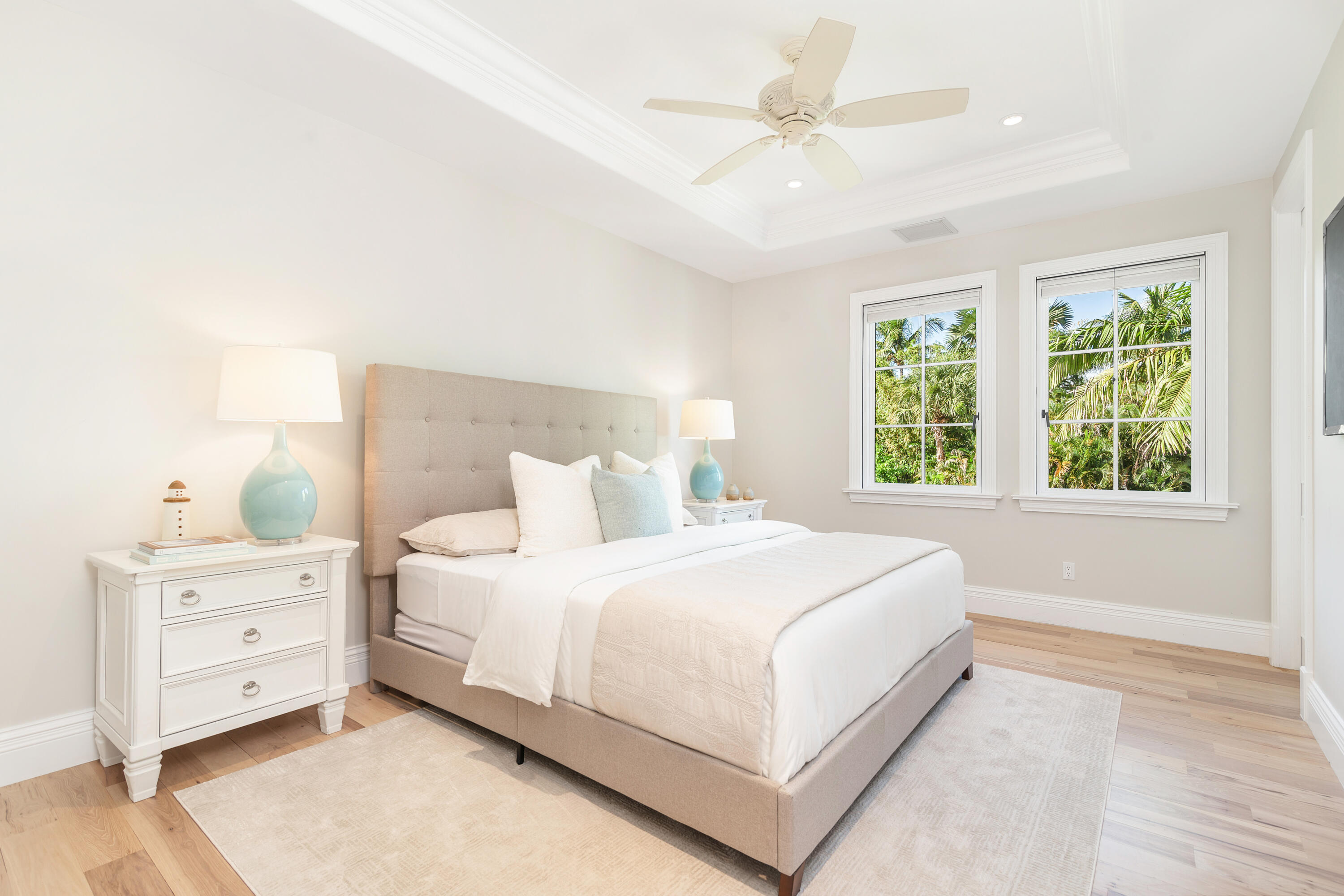 236 Via Las Brisas Palm Beach, FL 33480 - Photo 33 of 48 high-30