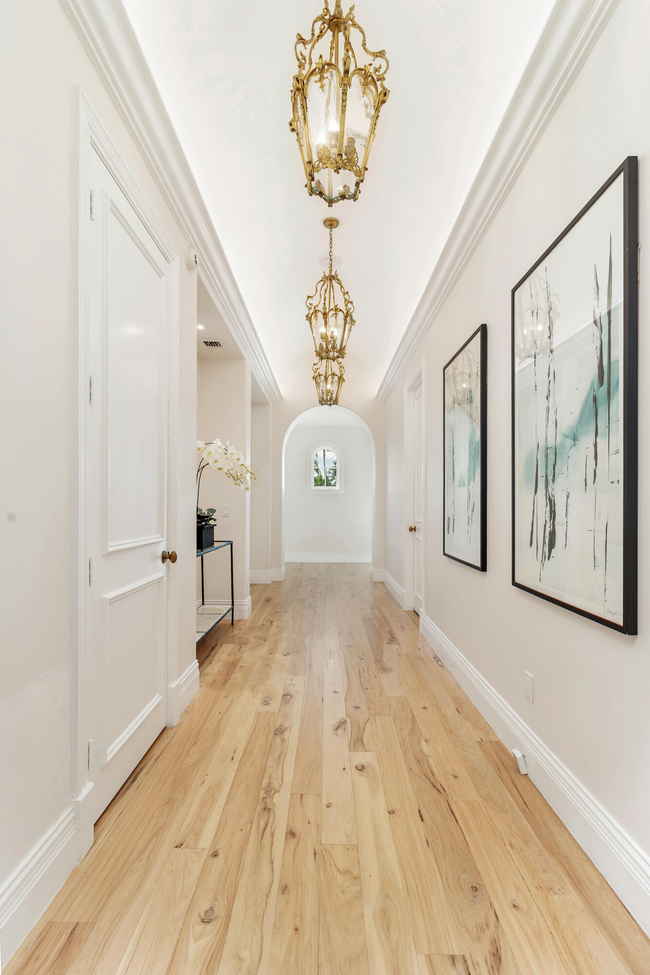 236 Via Las Brisas Palm Beach, FL 33480 - Photo 34 of 48 high-31