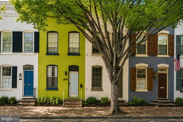 $900,000 | 1062 Thomas Jefferson Street Northwest, Washington, DC 20007