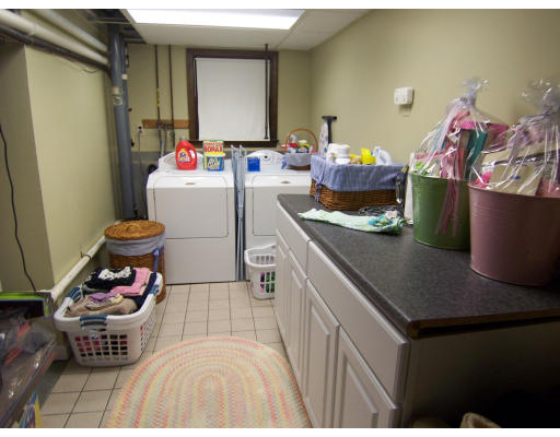 49 Mountain Road Burlington, MA 01803 - Photo 16 of 17 Gallery Image 16