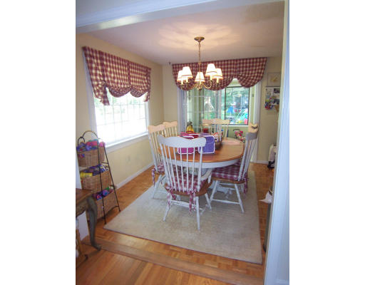 49 Mountain Road Burlington, MA 01803 - Photo 4 of 17 Gallery Image 4