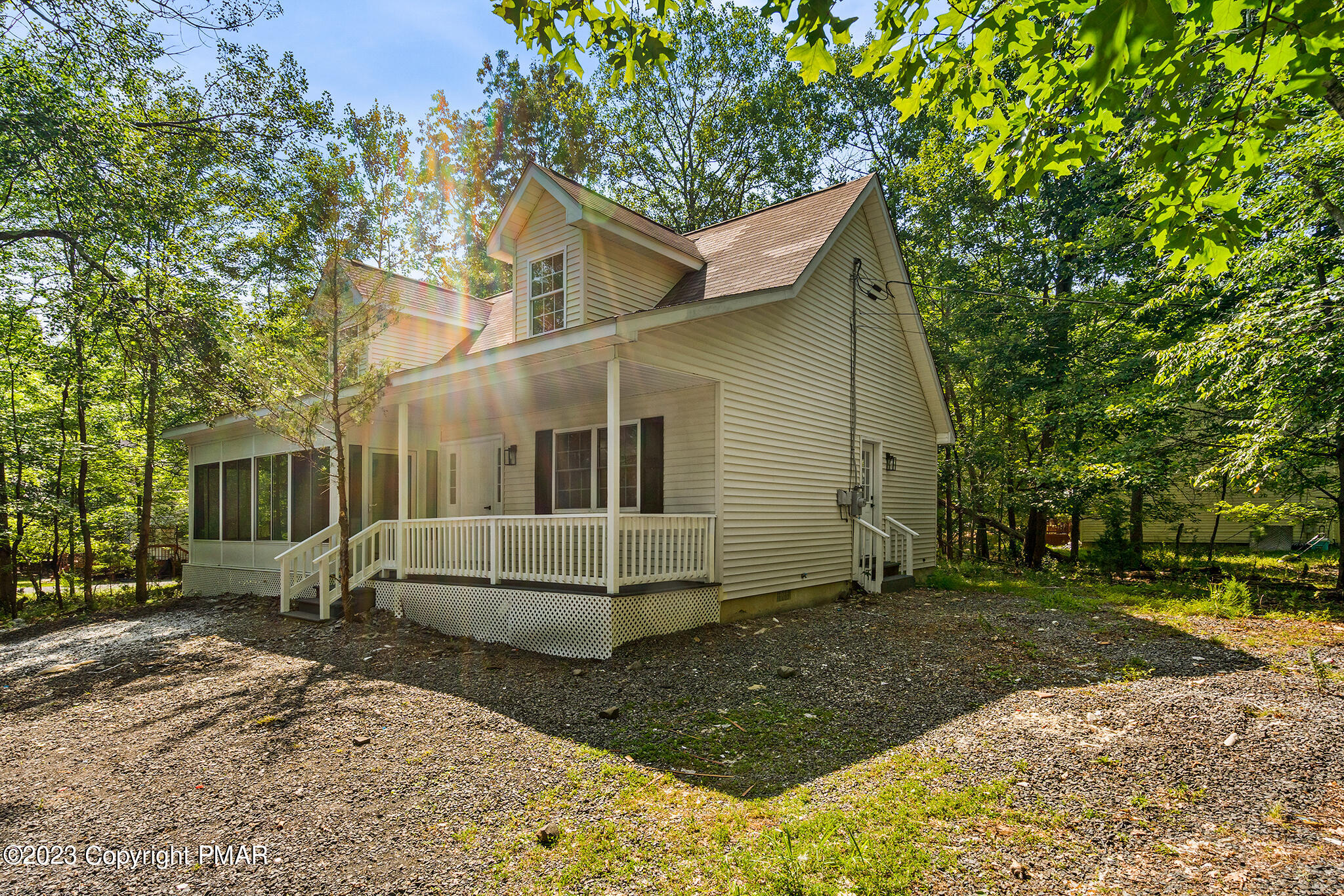 258 Kirkham Road Bushkill, PA 18324 - Photo 2 of 22 258 Kirkham Rd-Bushkill-PA-02