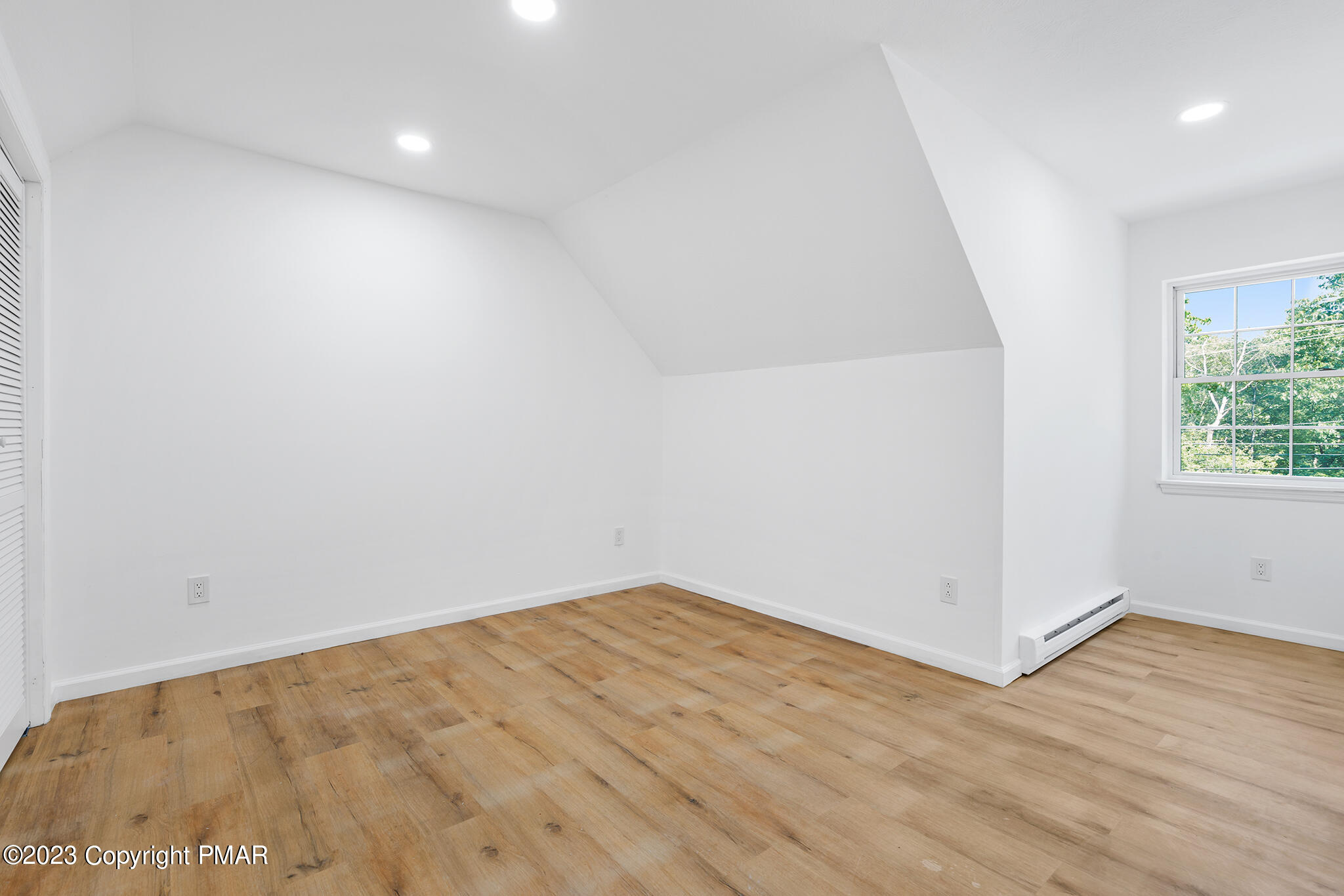258 Kirkham Road Bushkill, PA 18324 - Photo 21 of 22 258 Kirkham Rd-Bushkill-PA-21