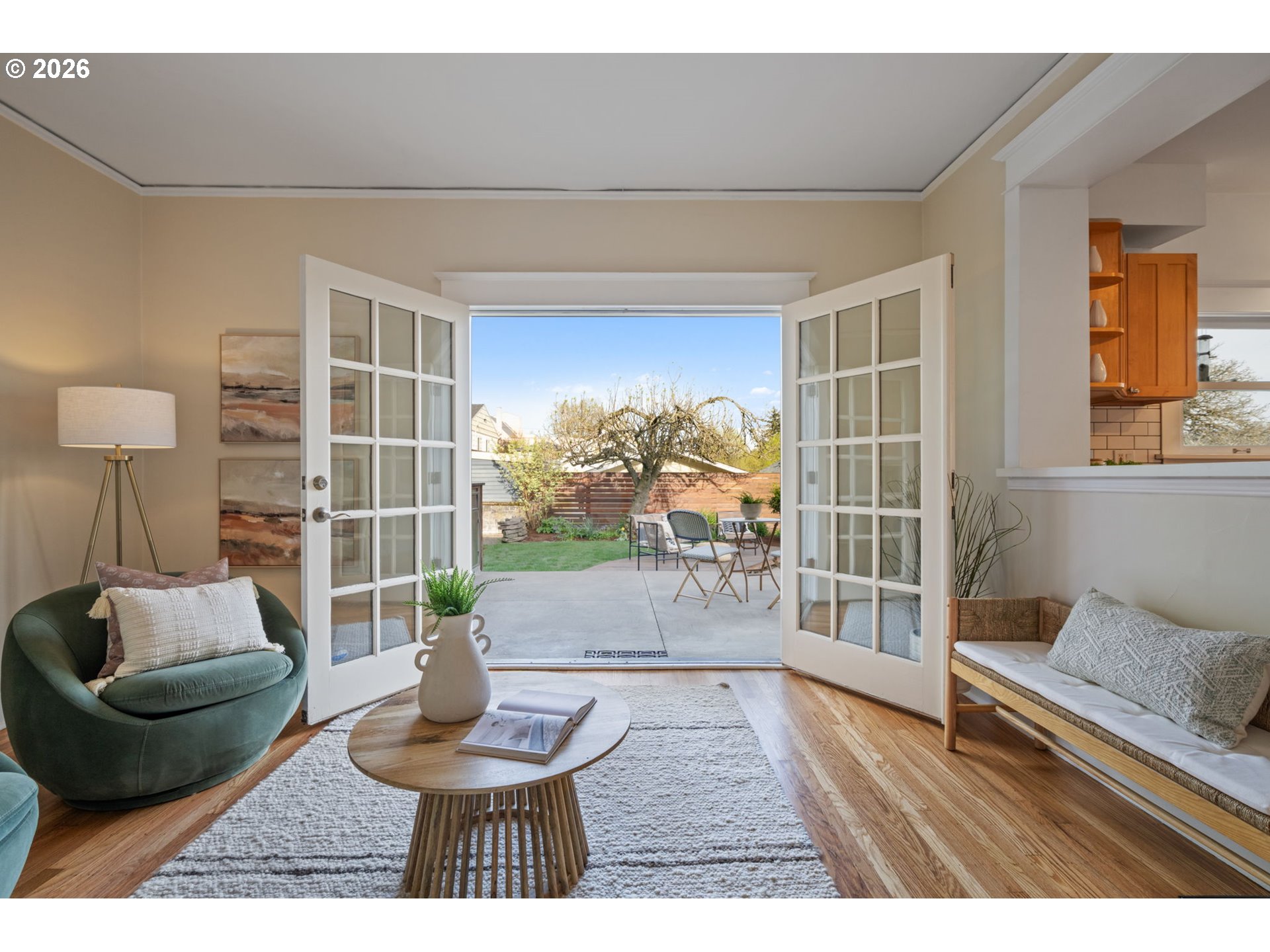 316 Northeast 44th Avenue Portland, OR 97213 - Photo 14 of 43 a living room with furniture and a potted plant