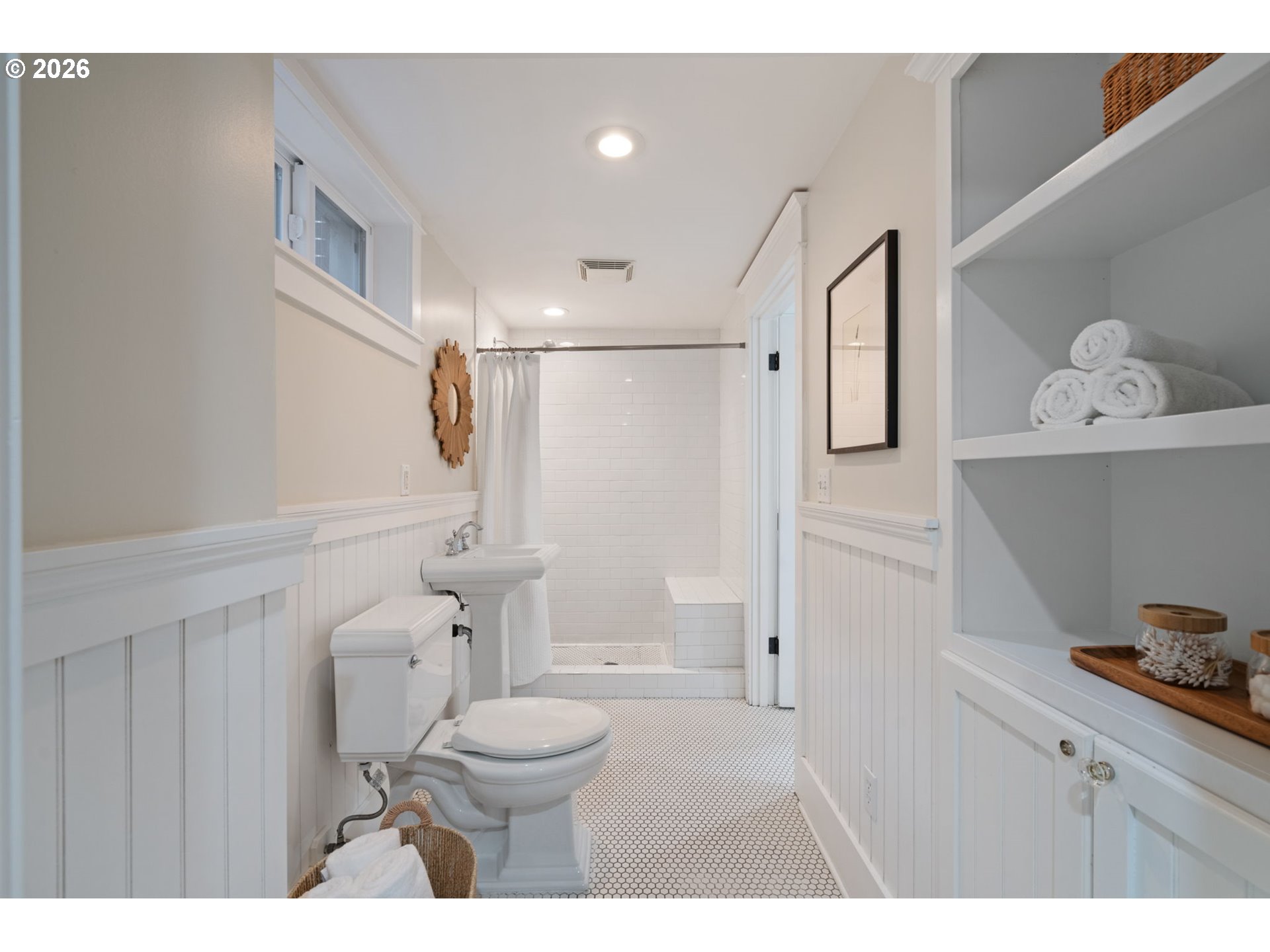 316 Northeast 44th Avenue Portland, OR 97213 - Photo 29 of 43 a bathroom with a toilet sink and shower