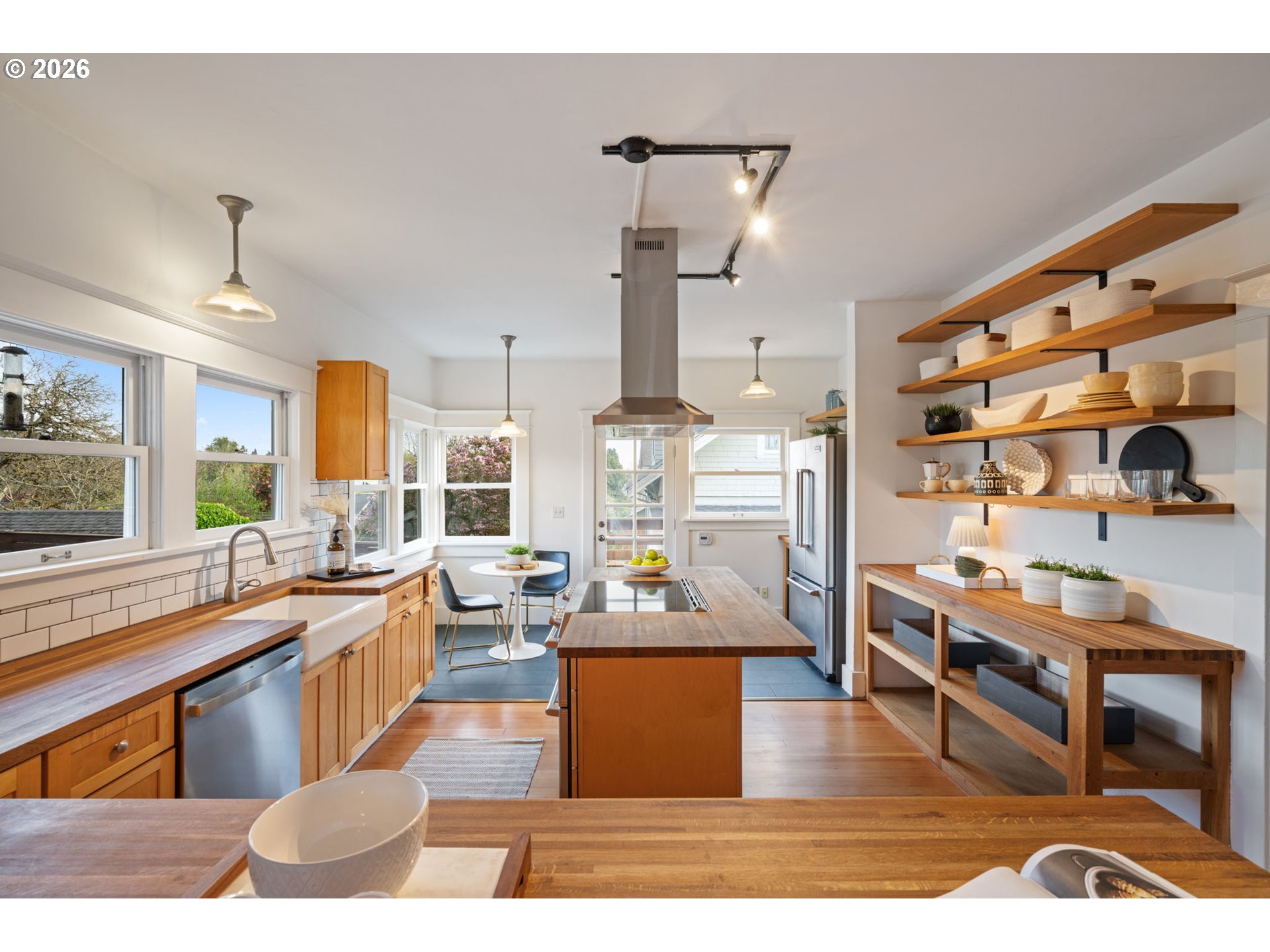 316 Northeast 44th Avenue Portland, OR 97213 - Photo 9 of 43 a large room with lots of counter space and furniture