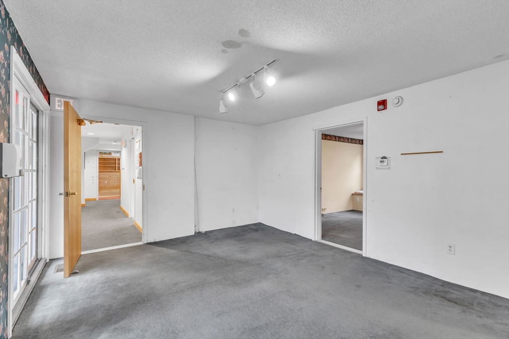 9 Russell Road Huntington, MA 01050 - Photo 6 of 42