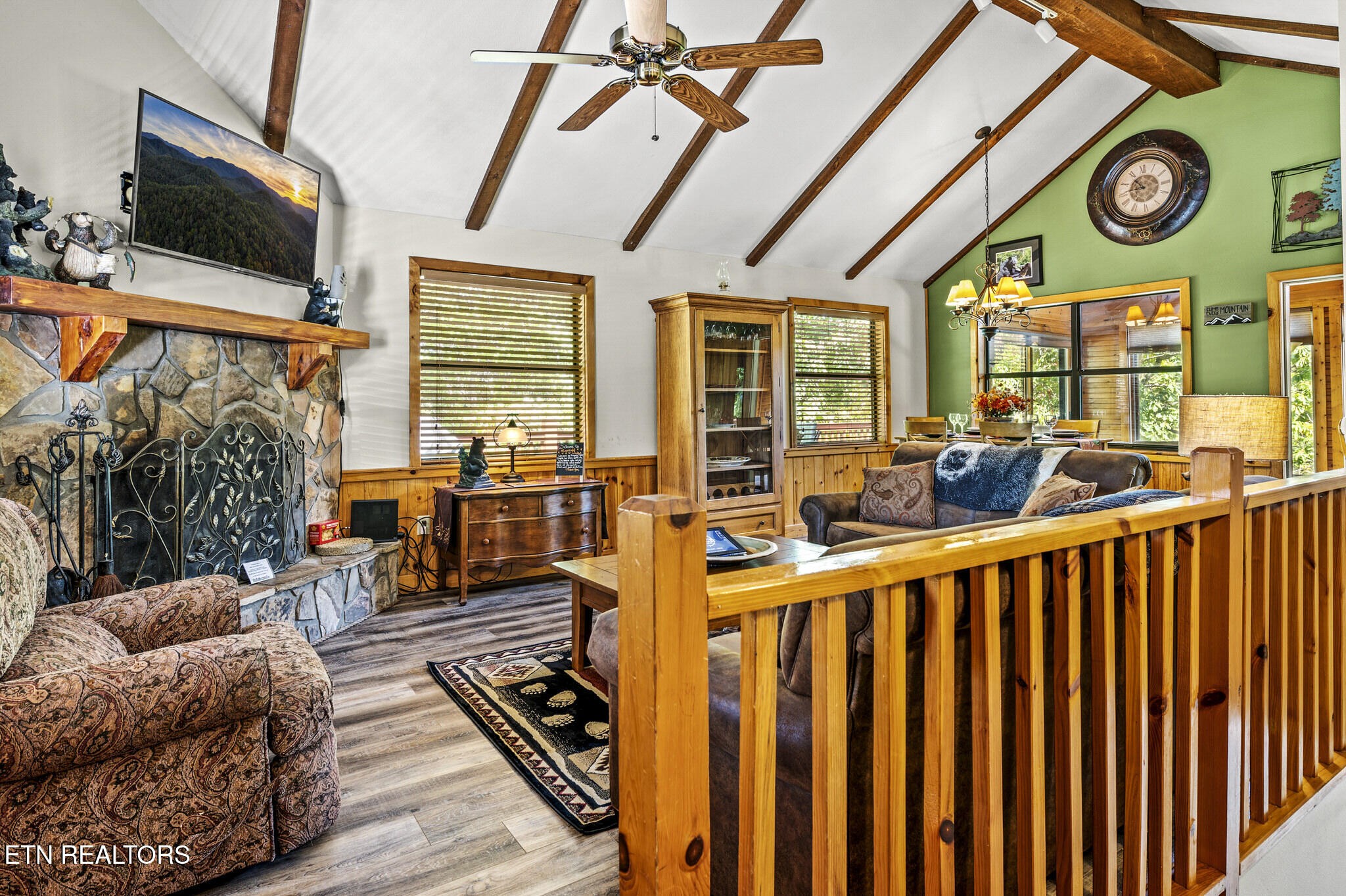 3503 Jakes Ridge Sevierville, TN 37862 - Photo 5 of 30 a living room with furniture and a flat screen tv