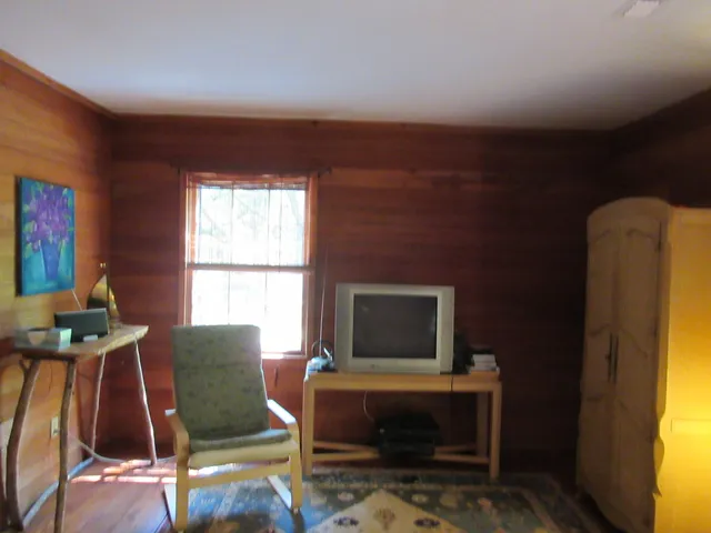 $2,000 | 10043 North Carolina Road, McClellanville, SC 29458