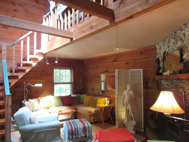 $2,000 | 10043 North Carolina Road, McClellanville, SC 29458