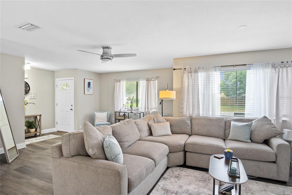 1748 Sun Ridge Drive Apopka, FL 32703 - Photo 8 of 35