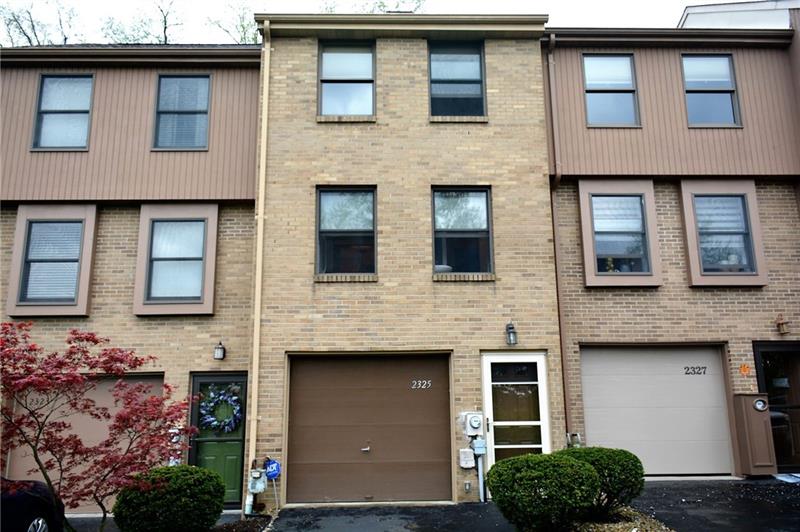 2325 Old Greentree Road Carnegie, PA 15106 - Photo 1 of 17 Gallery Image 1