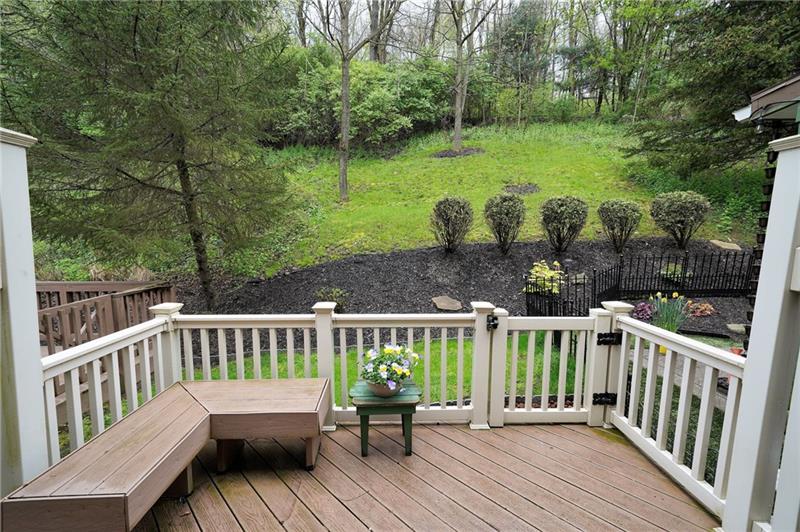 2325 Old Greentree Road Carnegie, PA 15106 - Photo 17 of 17 Gallery Image 17