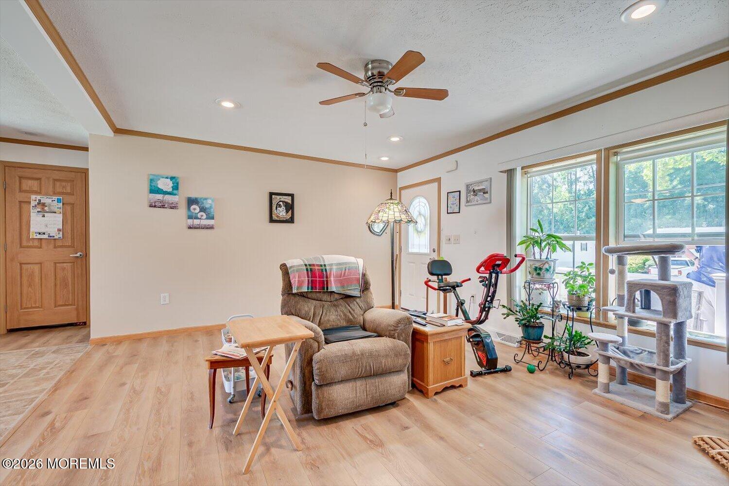 22 Easy Street Freehold, NJ 07728 - Photo 7 of 27 Foyer