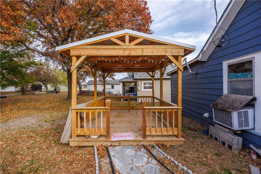 1607 North 8th Street Neodesha, KS 66757 - Photo 22 of 37