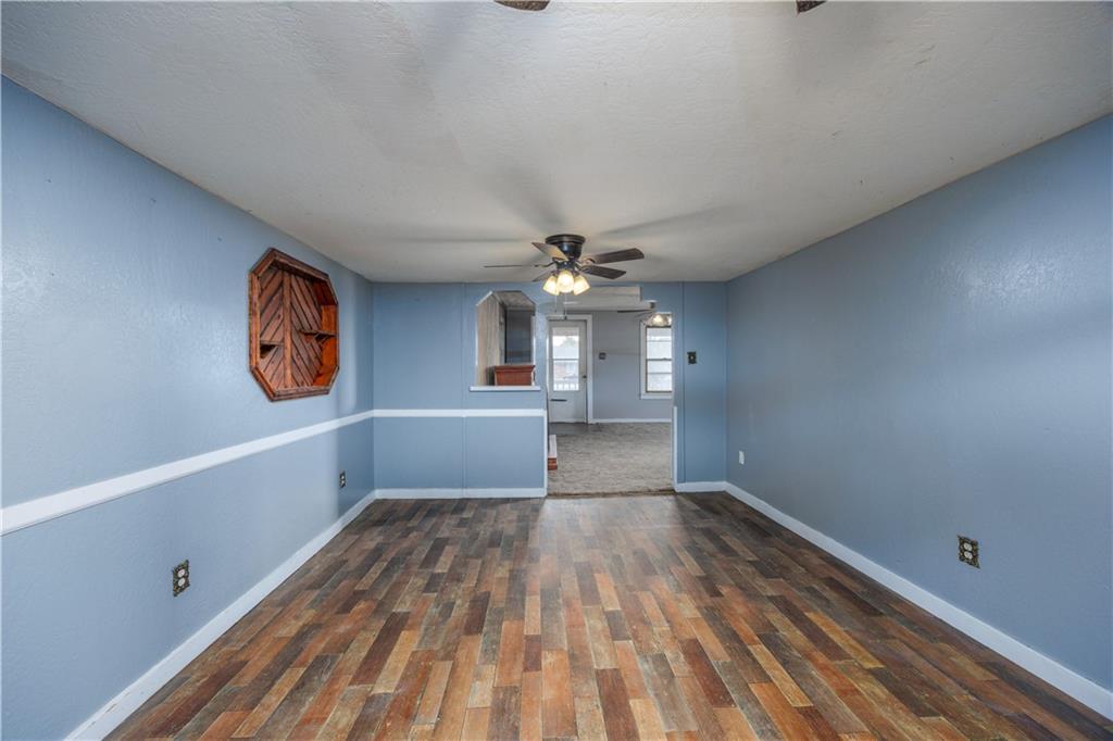 1607 North 8th Street Neodesha, KS 66757 - Photo 10 of 37