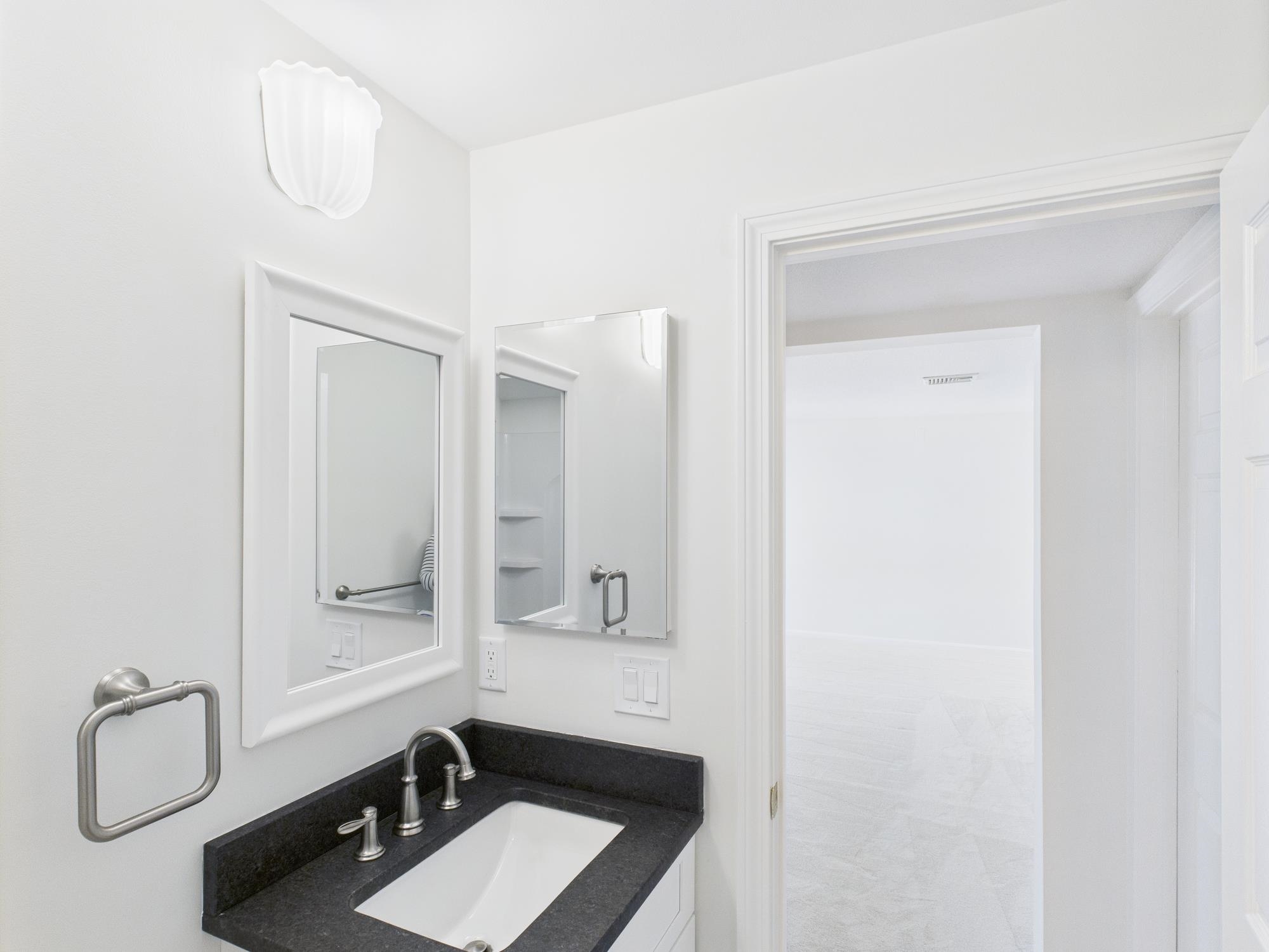 49 Hawthorne Village Road, Unit 367 Nashua, NH 03062 - Photo 32 of 54 Gallery Image 32