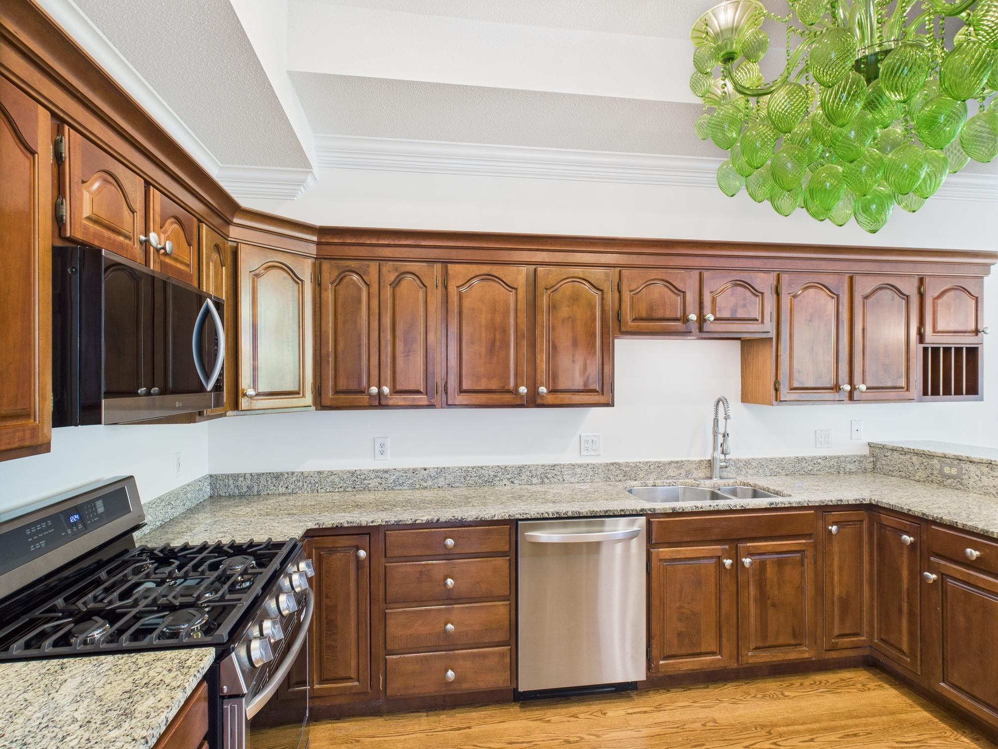 49 Hawthorne Village Road, Unit 367 Nashua, NH 03062 - Photo 10 of 54 Gallery Image 10