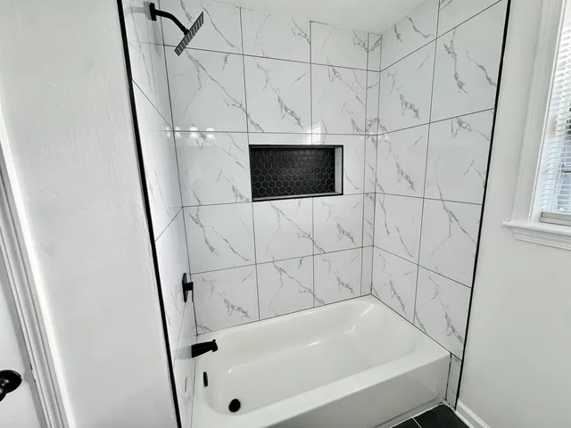 $199,900 | 4057 Timberwood Drive, Memphis, TN 38128